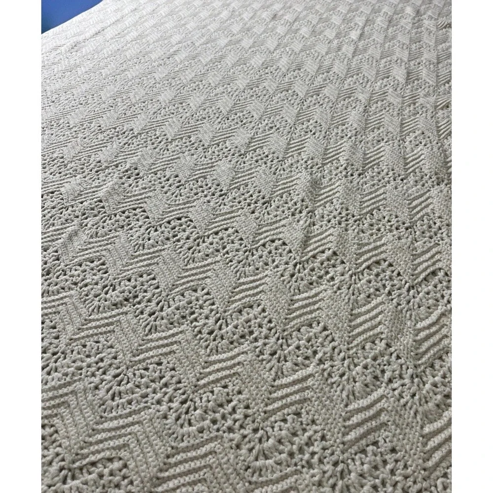 Vintage Off White Crochet Chevron Afghan Throw Blanket Handmade 61x40